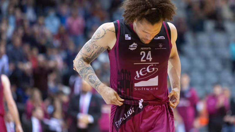 ¿Cómo le fue a Michael Carrera en su debut en ACB?