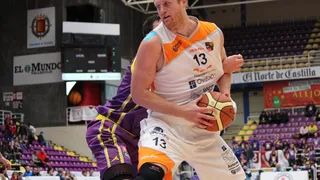 Andreas Schreiber recala en Zornotza tras pasar por Oviedo y Planasa