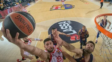 Baskonia acaricia el play off en Euroliga a costa de un mermado Barça Lassa (73-86)