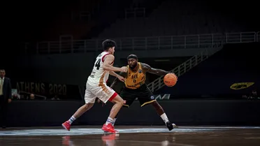 AEK se pasea ante un inoperante Casademont Zaragoza (99-75)