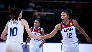 Day I Mundial Femenino: Estados Unidos gana en el partido estrella, Canadá vence a Serbia
