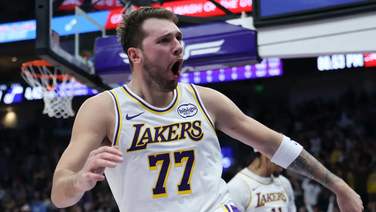 Doncic escribe la historia con fuego: El dato aterrador que asusta a toda la NBA