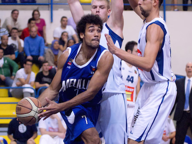 Devin Wright, un año más en Melilla