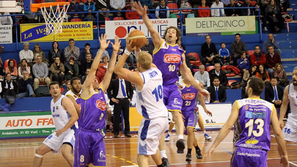 Lucentum espera rival para la final tras acabar por la vía rápida con Palencia