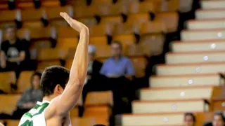 Elijah Obade se despide de Araberri. Duane James, a Guadalajara