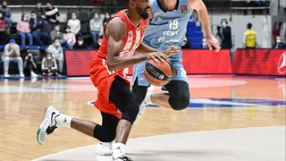 Rumores: Austin Hollins interesa a dos equipos top europeos. ¿De quién se tratan?