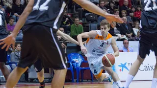 River Andorra no cede y afrontará la Copa como líder. Oriola, MVP