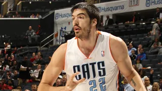 Byron Mullens aterriza en Estudiantes y Czerapowicz renueva con Obradoiro