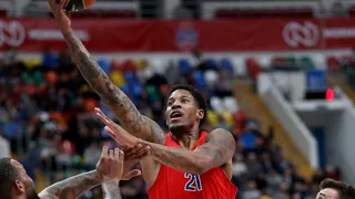 SbEu: Nikola Milutinov y Will Clyburn siguen dominando