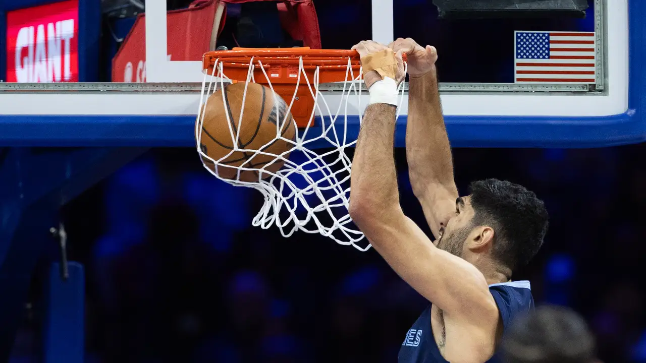 Jenkins desafió a Santi Aldama y el español se sale ante Yabusele