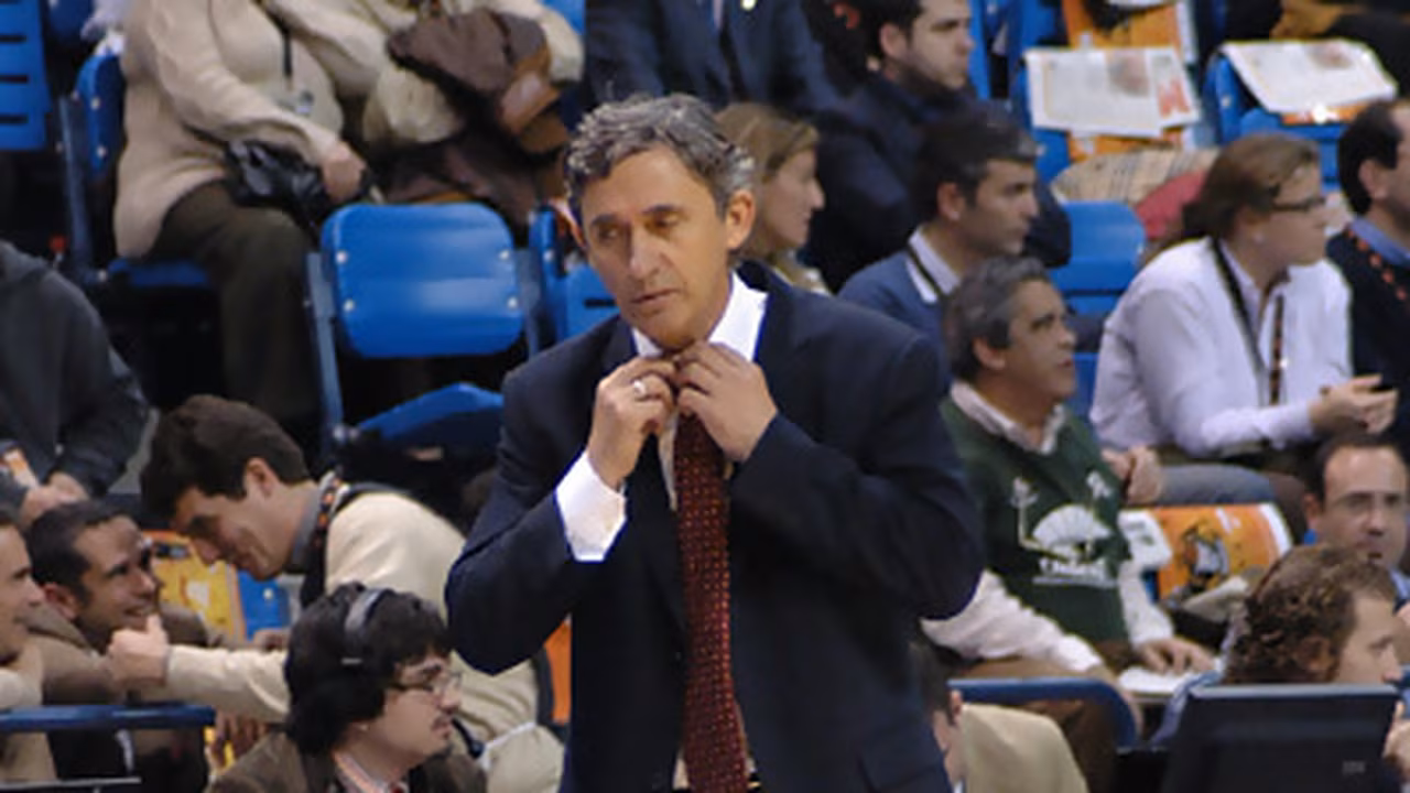 Svetislav Pesic es el recambio de Manolo Hussein en Valencia