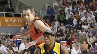 Unicaja piensa en Gomis… y en cumplir los cupos