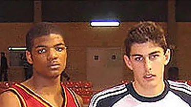 Josh Smith, futura estrella NBA, y J.A. Antelo los mejores del torneo de l’Hospitalet 2004