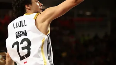 Llull vestirá de blanco hasta el 2014