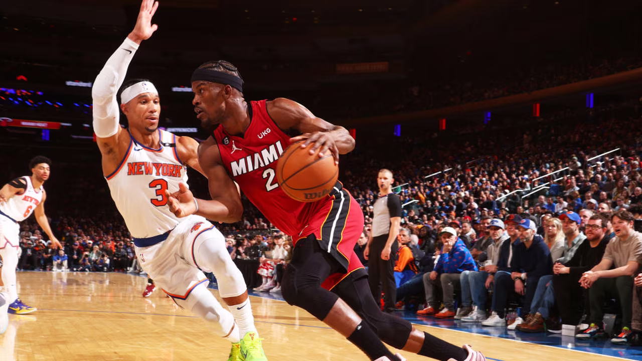 Playoffs NBA: Curry crea otro guión mágico y suma 50 puntos. Heat coloca el 1-0