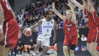 Jugadores que recogían patatas y no conocían a Jordan. La selección de Kosovo