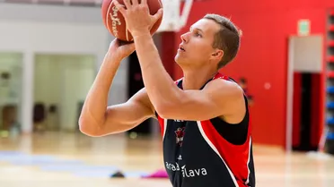 Tadas Sedekerskis, renovado por Baskonia, cierra la plantilla del San Pablo Burgos