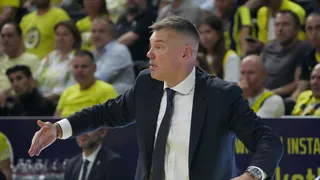 Jasikevicius sigue ‘liándola’ en Turquía: “No hice un buen trabajo”