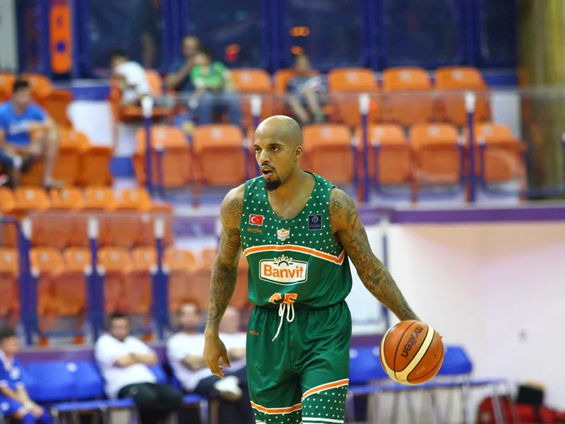 Jordan Theodore, en la órbita de Unicaja Málaga; conoce a la sensación del Banvit