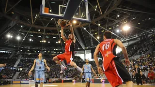 Josh Asselin, cerrado en Asefa Estudiantes