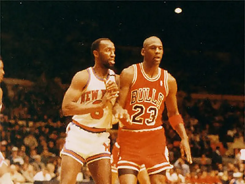 Jordan y Bird se citan en Hartford