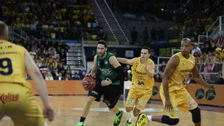 La Penya borra de la cancha al Gran Canaria en el último cuarto y se carga al anfitrión