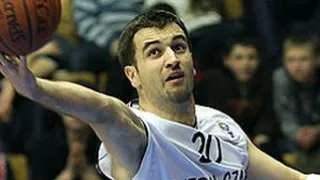 Mateo Kedzo llega al juego interior de Sant Josep Girona