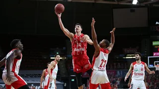 easyCredit BBL (J8,9): F.C.Bayern se lleva el “derby” frente a Brose y Aíto da positivo