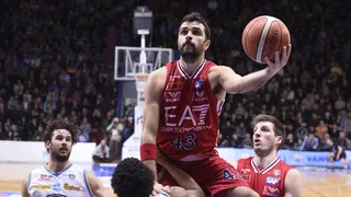 Resumen Lega J13 y J14: Milano y Reggio Emilia, líderes; Cremona corta su racha