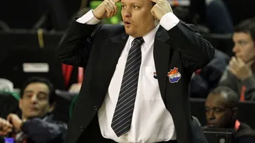 Araberri ya tiene entrenador: Arturo Álvarez. Huertas, a Lugo; Mikulic a Coruña