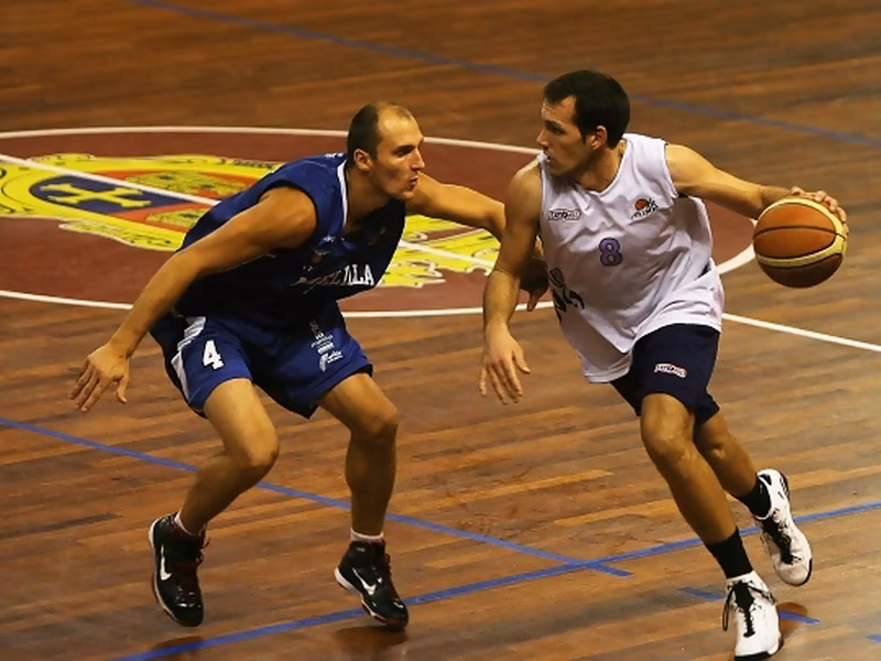 El capitán Carles Bravo seguirá una temporada más en Palencia Baloncesto