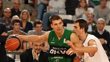 Gana DKV con Tripkovic mejor que Tucker y Sito dice que su equipo es infantil pero inteligente