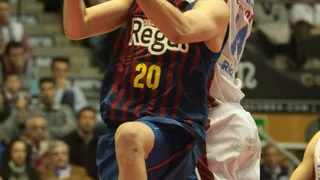 El “Baby-Barça” puede con Blusens con un polémico arbitraje (81-89)