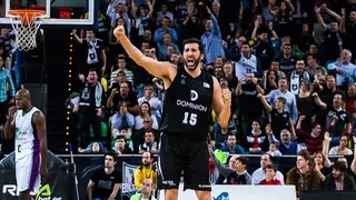 Álex Mumbrú seguirá siendo el gran capitán de Dominion Bilbao Basket hasta 2017