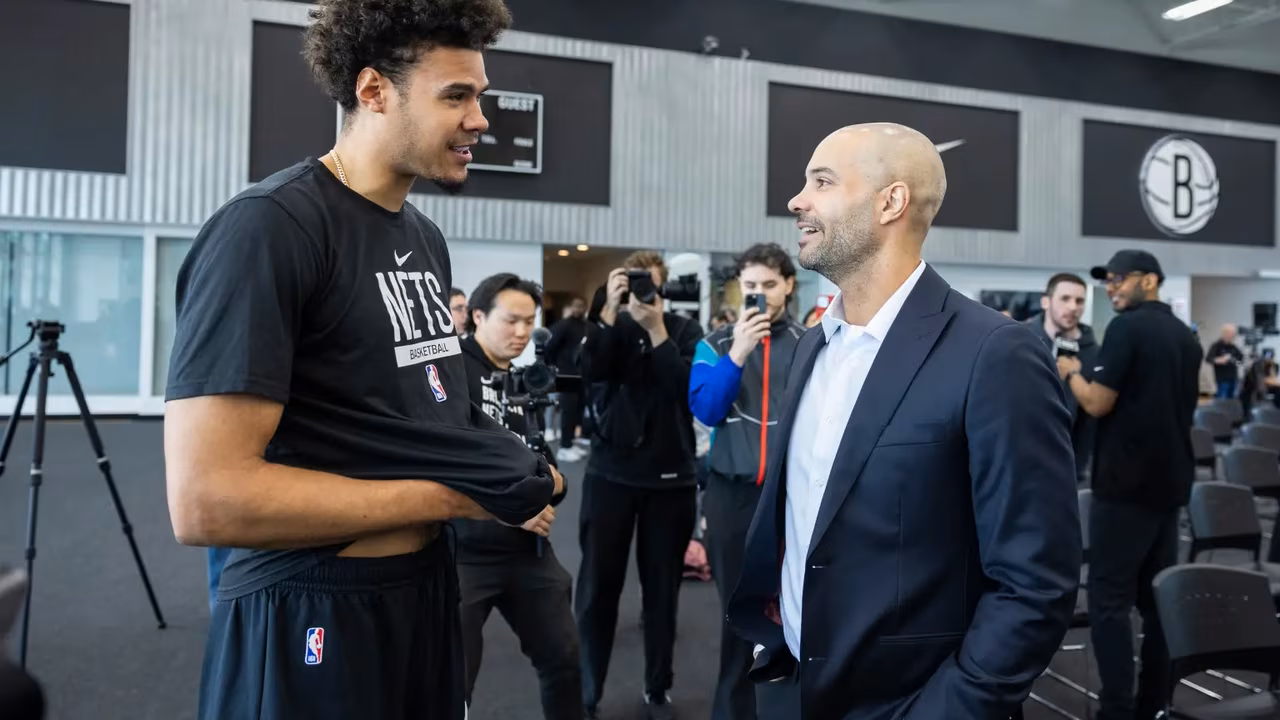 Fichajes en su staff, Nic Claxton y estilo, llegan las decisiones de Jordi Fernández