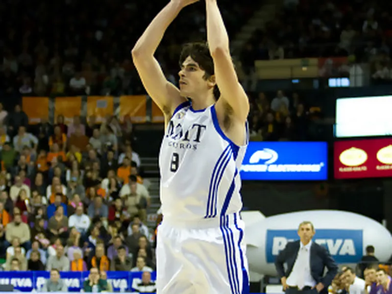 EL-QF (V): El dominio reboteador lleva al Real Madrid a la Final Four
