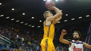 El Herbalife Gran Canaria resuelve en cuatro minutos mágicos (98-87)
