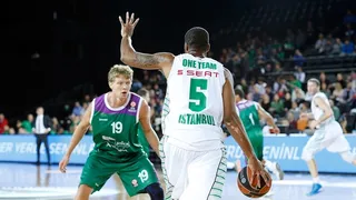 Bjelica y Redding noquean a Unicaja y acercan al Darussafaka al Top 16 (63-57)