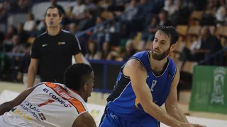 Araberri culmina con un triunfo la jornada de las prórrogas. Borja Arévalo, MVP