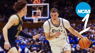 Cooper Flagg rompe todos los récords en NCAA con un partido histórico