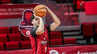 Es el mejor de Casademont Zaragoza en la Liga U22 y abre un debate sobre su situación