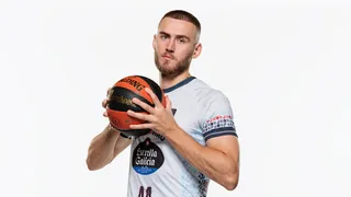 Tres Tinkle: “Me gusta considerarme una navaja suiza”