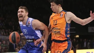 Naufragio taronja en Lituania y Valencia Basket, contra las cuerdas (94-87)