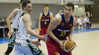 Lakovic corta la racha triunfal del Peñas Huesca. Narros, MVP