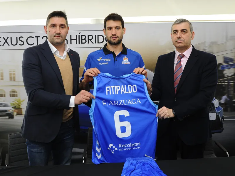 Bruno Fitipaldo renueva por San Pablo Burgos