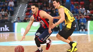 Shane Larkin (34 val) firma el sello a semifinales del Baskonia (90-81)