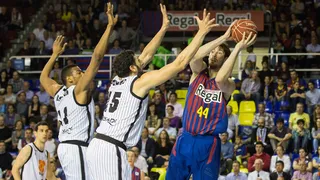 El juego interior azulgrana supera a un Uxue Bilbao en cuadro (88-62)