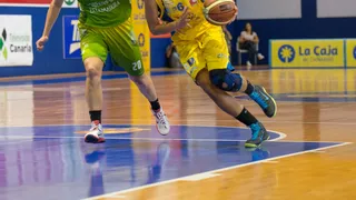 Gastaminza, MVP contra Rivas; Perfumerías logra la primera; dos ascendidos colíderes