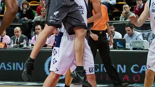 Bilbao Basket se apunta a la lucha por el Playoff pero pierde a Raül López (6-8 semanas)