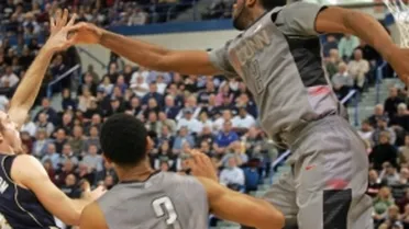 Universo NCAA: Muchas dudas en el primer año del prometedor pívot Andre Drummond. El relevo de Dwight Howard deberá esperar